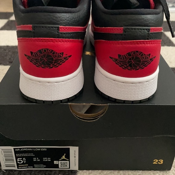 Nike Air Jordan 1LOW (GS) 5.5y/7w 100% Authentic 2021 - Picture 6 of 12
